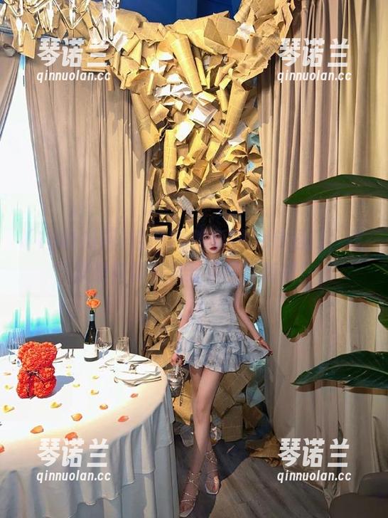 通过15吃瓜网os传送门，获取最新娱乐八卦和热辣新闻！