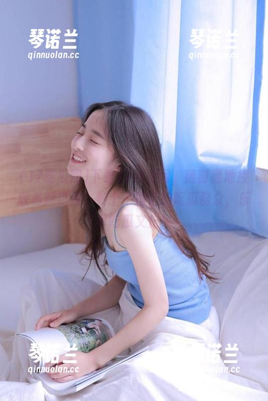 下载17吃瓜网，随时随地接收最新热点，做个不落后的吃瓜群众，乐享吃瓜文化！