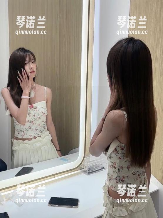访问51cg10首页，畅游吃瓜世界，获取真实爆料和娱乐八卦，乐趣多多，惊喜连连！