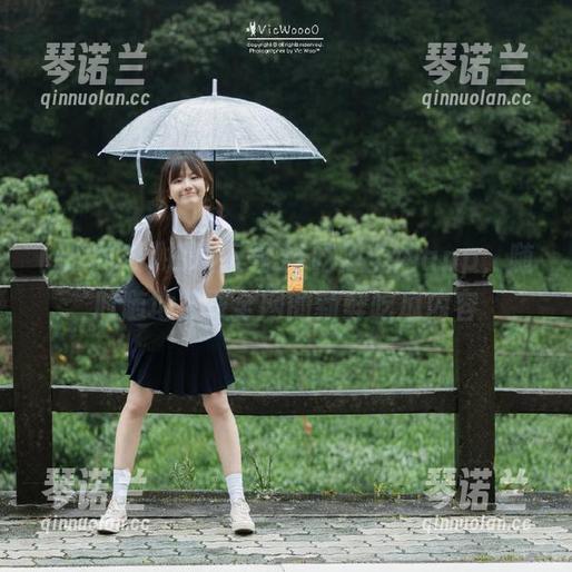 扫码下载51吃瓜全网app，随时随地获取全网的新鲜吃瓜内容