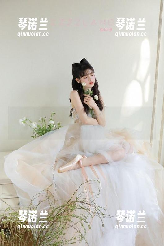 快来91黑料网入口，挖掘隐藏的黑料，让你成为朋友圈的八卦先锋！