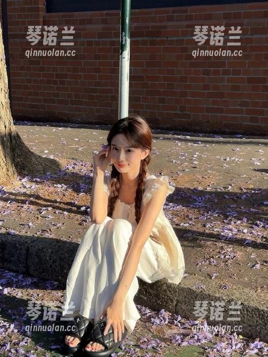 访问www吃瓜网，发掘全新吃瓜线路，与朋友一起讨论热辣事件！