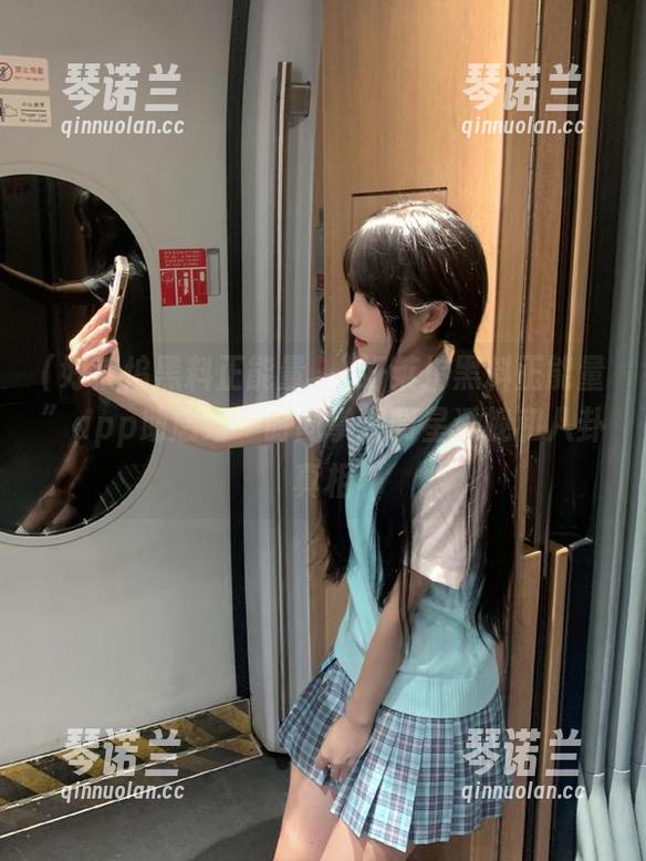 “好莱坞黑料正能量”app助您第一时间掌握明星透视和八卦真相