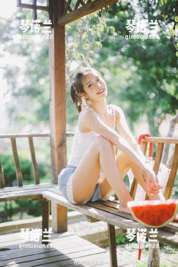 黑料911 这里有网红吃瓜黑料911,永不迷路的最新八卦尽在眼前!