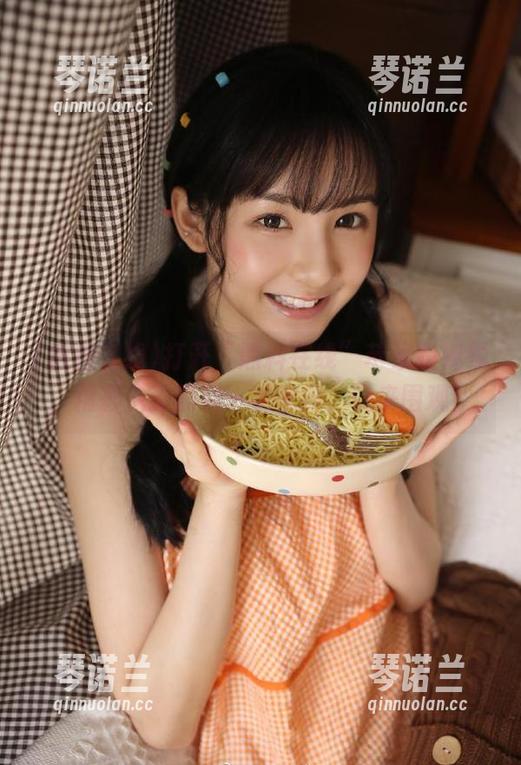 打开“黑料在线”苹果版视频，精彩八卦黑料一手掌握，快来围观！