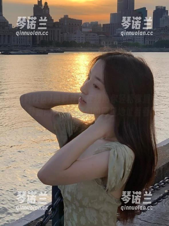 黑料社区在线助你轻松掌握各类八卦新闻，快来我们的网址地址看看吧！